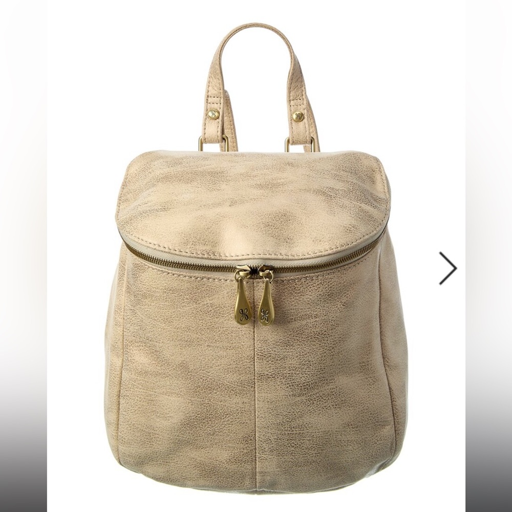 HOBO RIVER LEATHER BACKPACK
Gold and matching Lauren wallet